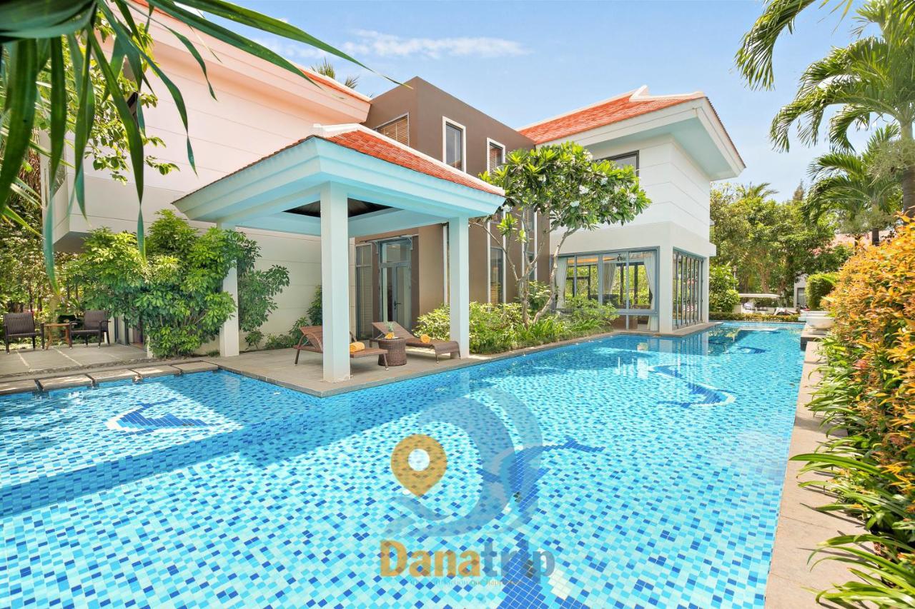 Deluxe Ocean Villa Along The Beach ダナン市 エクステリア 写真