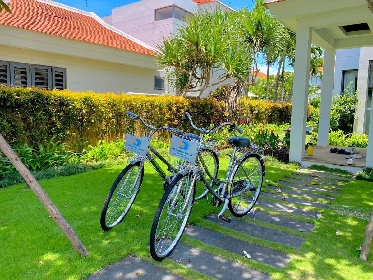 Deluxe Ocean Villa Along The Beach ダナン市 エクステリア 写真